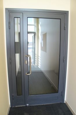 ovet dörrar terasuks steel door